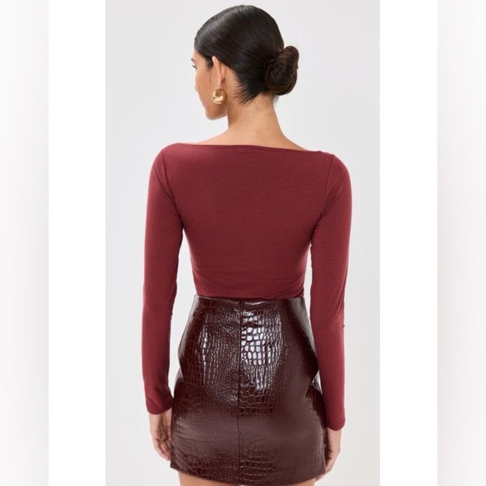 NWT reformation Wiley top in Chianti - size XS - Picture 3 of 5